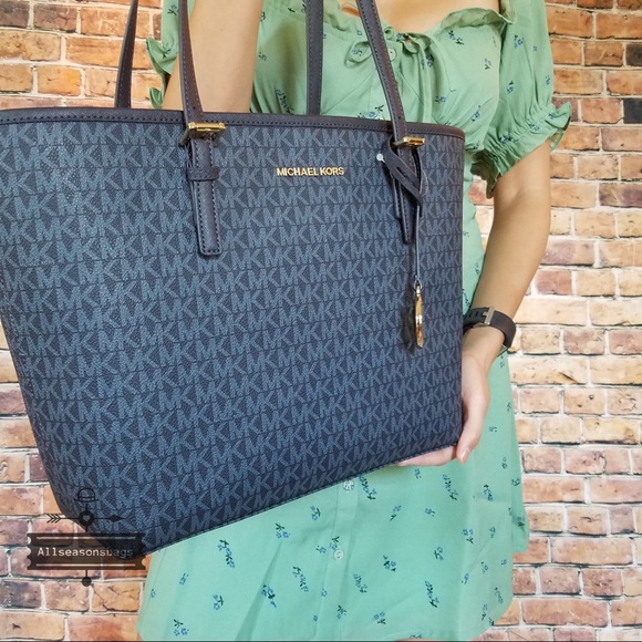 Michael Kors Jet set travel medium carryall tote - Picture 6 of 8